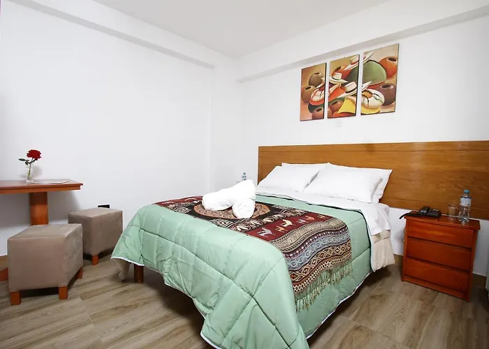 Aparthotel Latinos House Cusco
